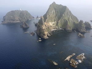 Đảo tranh chấp.